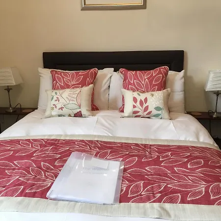 Walmar Bed & Breakfast 4*